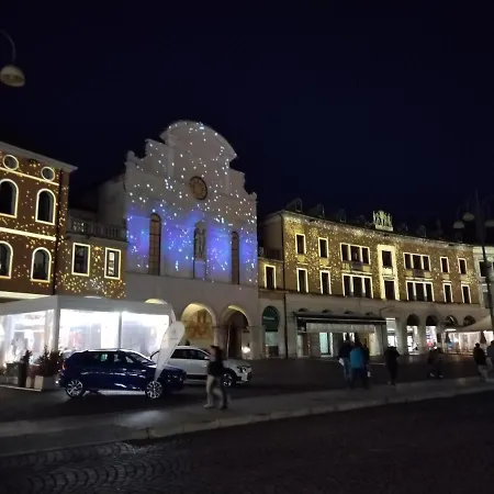 Il Vicolo_carinissimo In Centro Storico, Zona Giorno Mansardata Daire Belluno